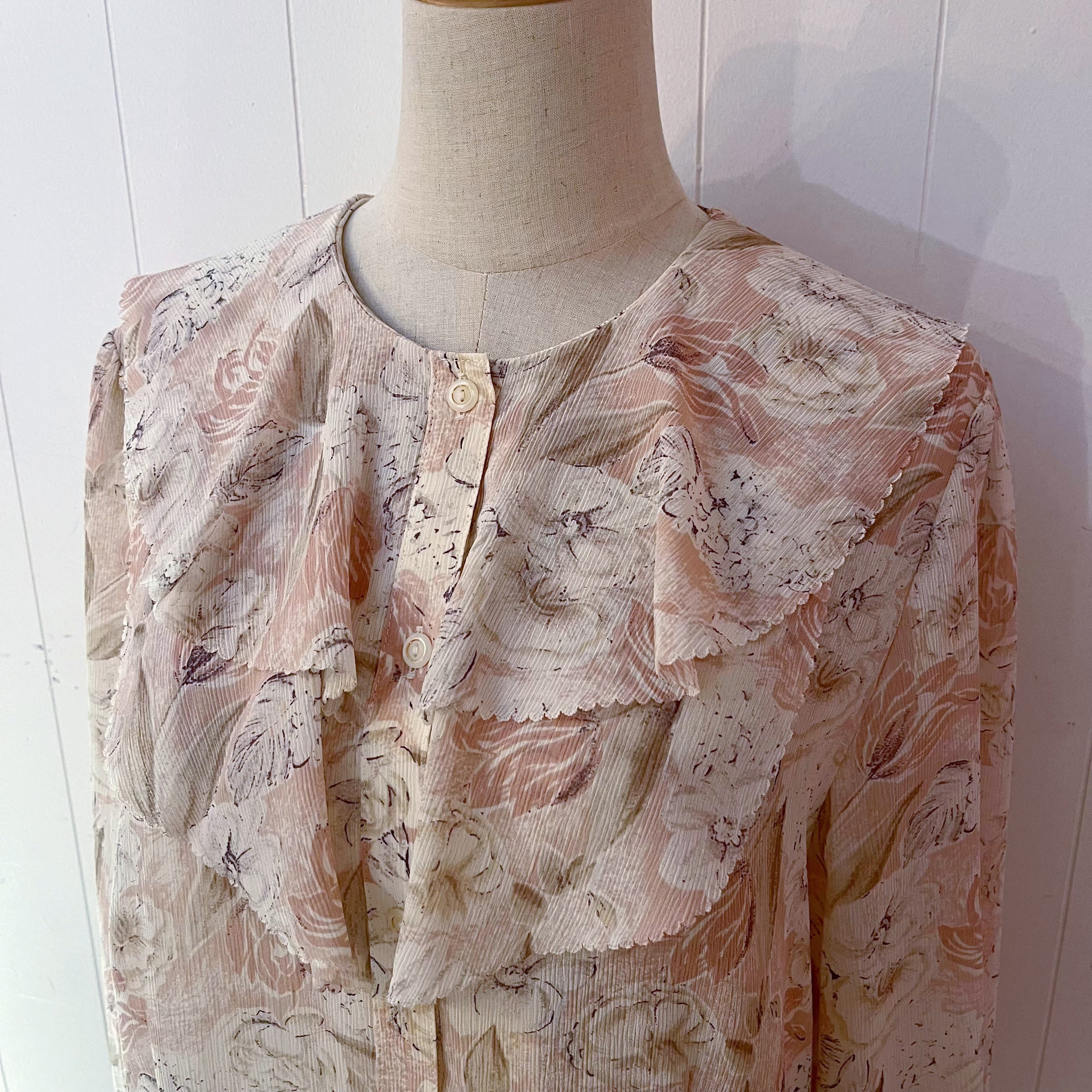 pale pink flower frill blouse