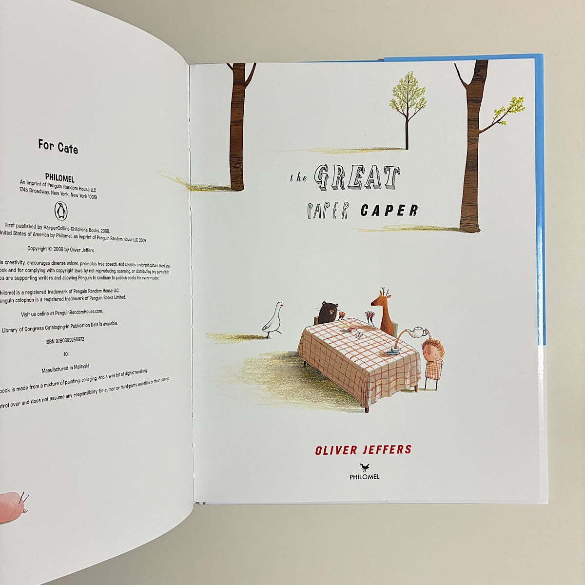 The Great Paper Caper | 素敵な洋書絵本のお店 Read Leaf Books