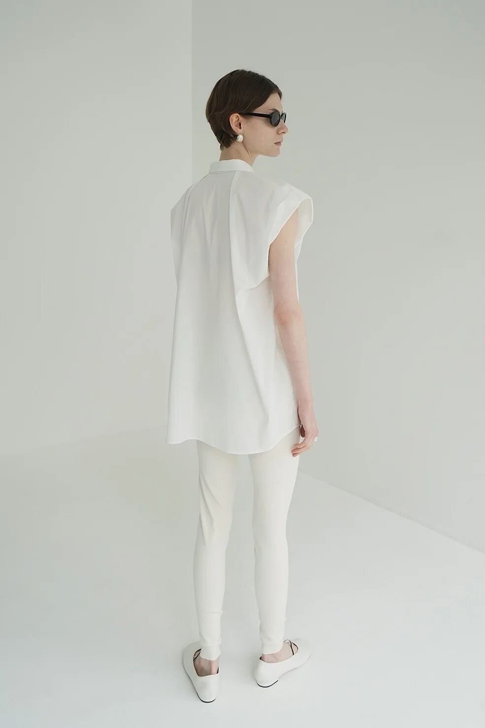 CLANE(クラネ) NUANCE SHOULDER OVER SHIRTS WHITE | サウスオレンジ