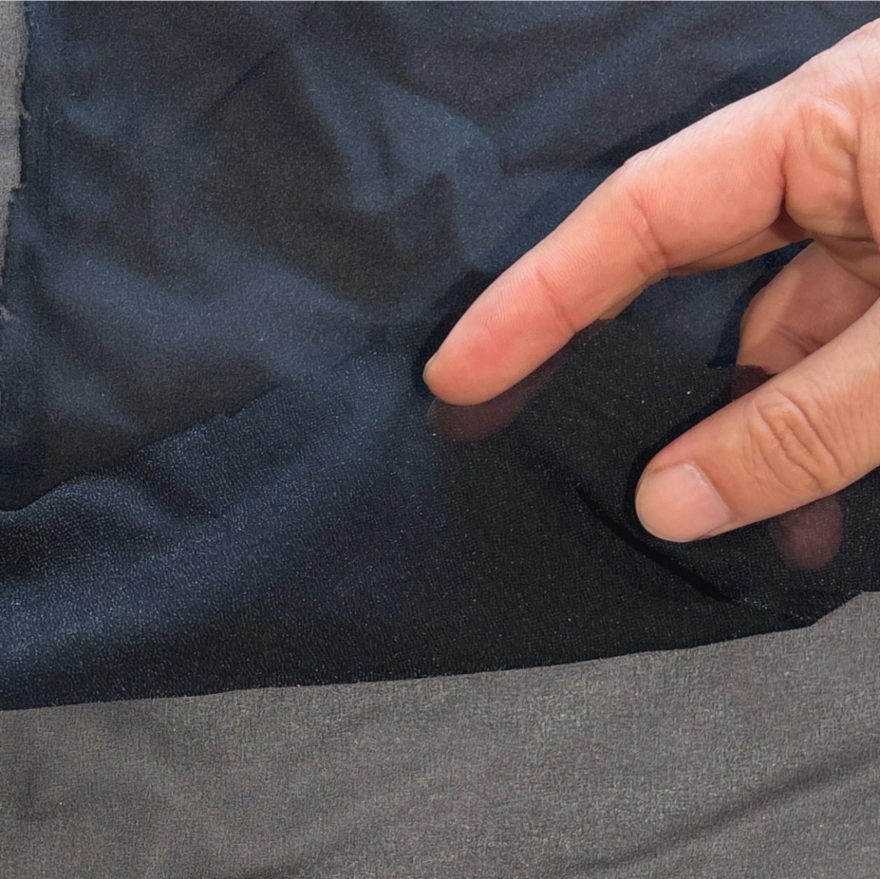 CT004◆オーダー販売1m単位◆接着芯地生地◆ニットタイプ◆ブラック