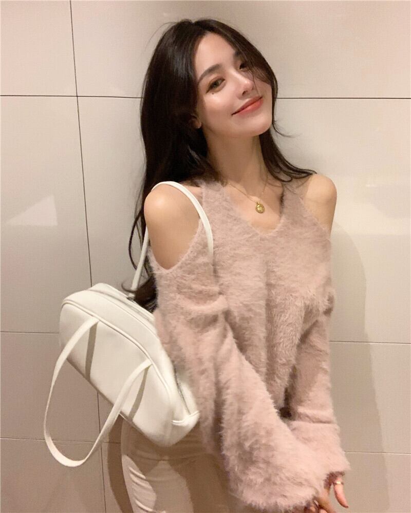 セーター ルーズニットオータムウィンタースタイルトップス ピンク 秋物 冬物 オフショルダー ブラックストロベリース85423386381