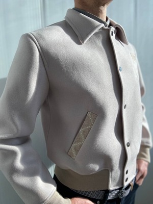 ウクライナ産カシミヤ手刺繍ジャケット シルク刺繍　ユニセックス