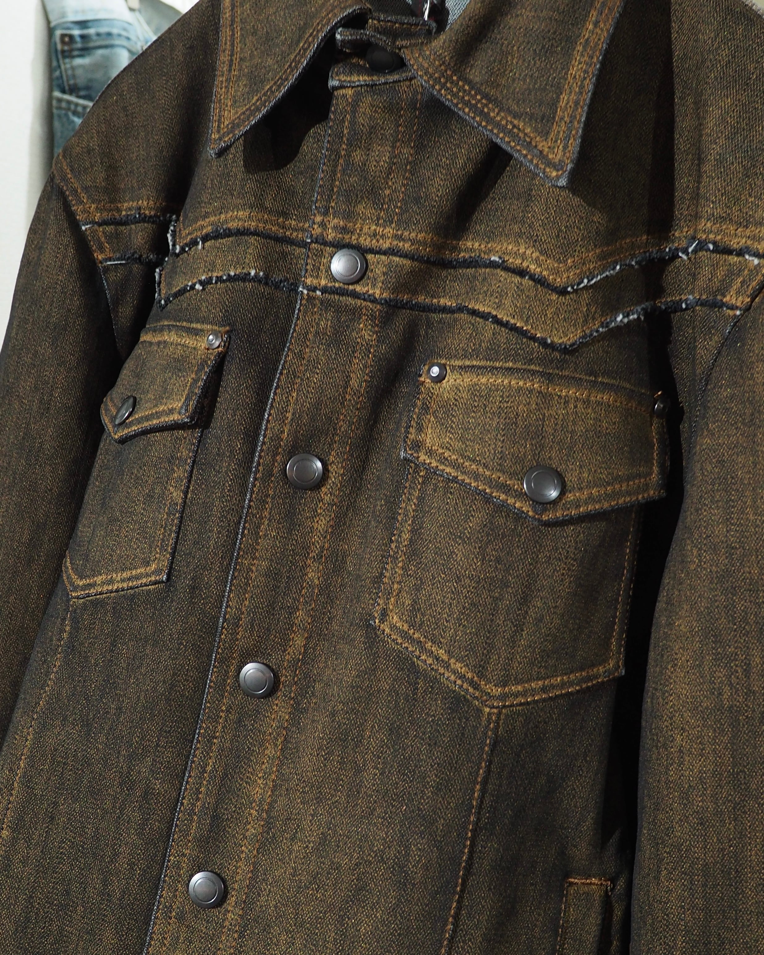 " ELLE HOMME " Beautiful Coating Processing × Western Details Denim Trucker Jacket