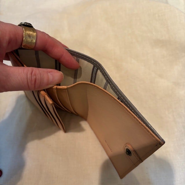 B.stuff 　ミニマム三つ折りお財布