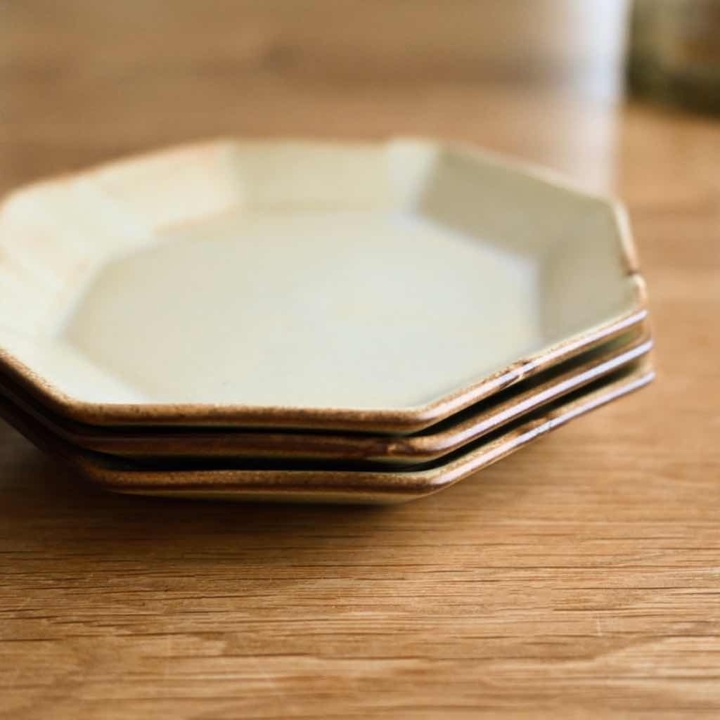 オクタゴンプレート オークル 14.7cm｜黄土色 八角皿 瀬戸焼 中皿 平皿