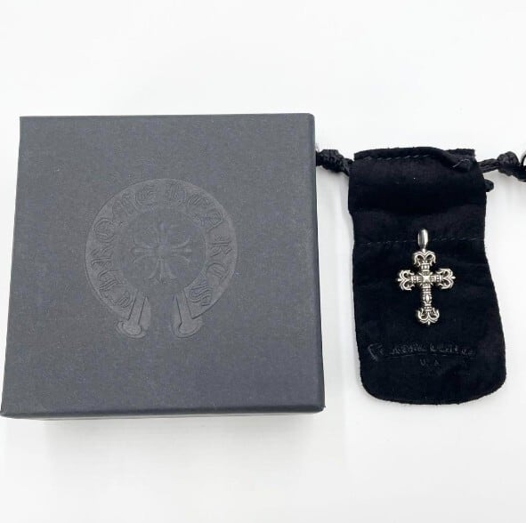 CHROME HEARTS クロムハーツ フィリグリー クロス タイニー チャーム