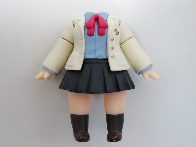 再入荷（A－ランク）【1885】 天野エリカ 体パーツ 制服　ねんどろいど