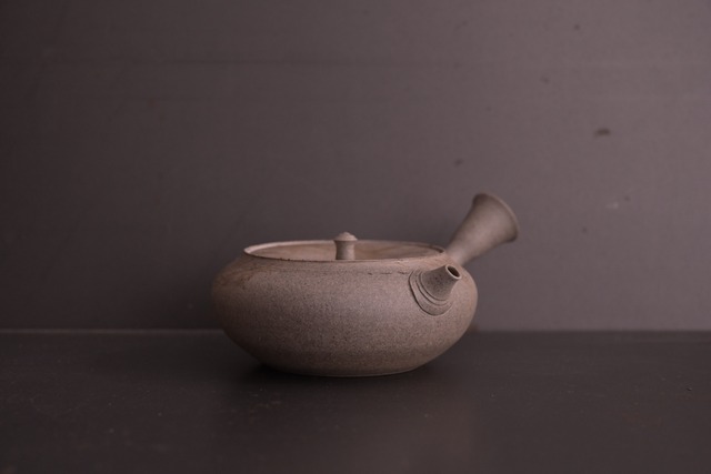 小俣冠丞 藻掛茶注(平丸)