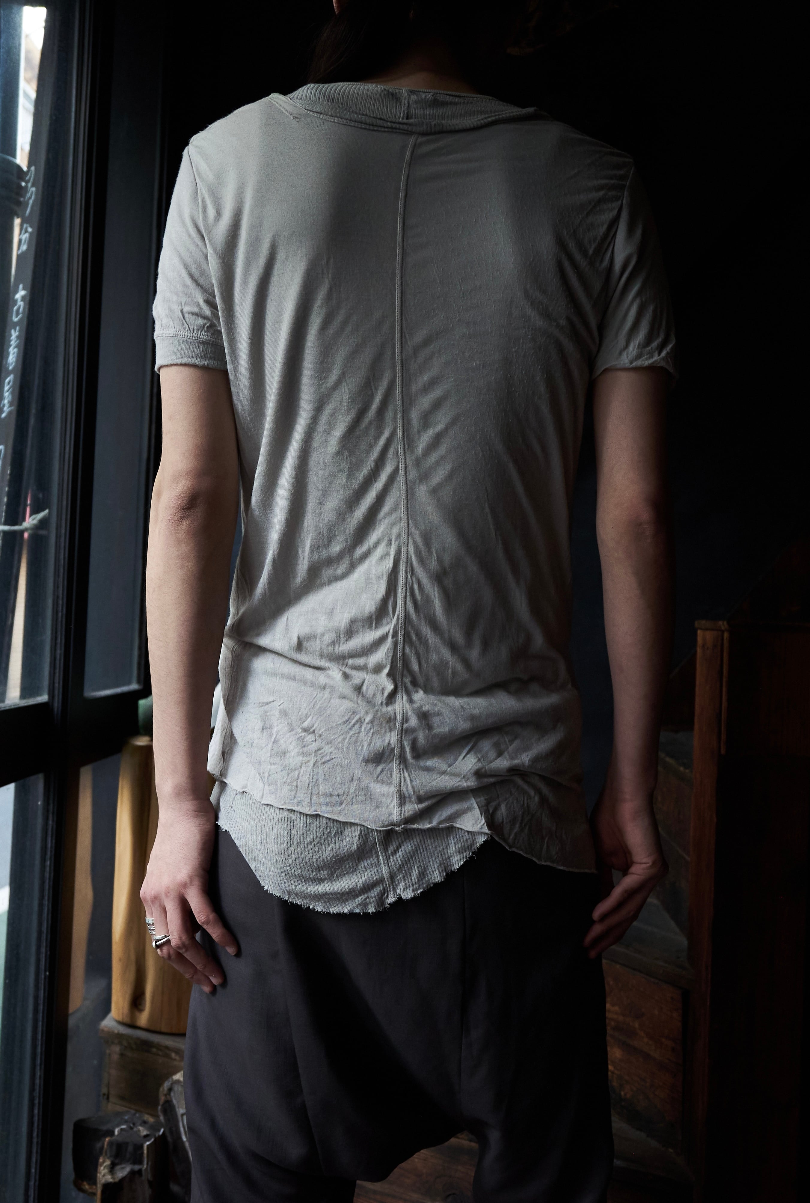 00s Nicolas&Mark ドレープレイヤードL/Sトップ NiCOLAS & MARK Layered docking pattern T-shirt | FOLLIEE.