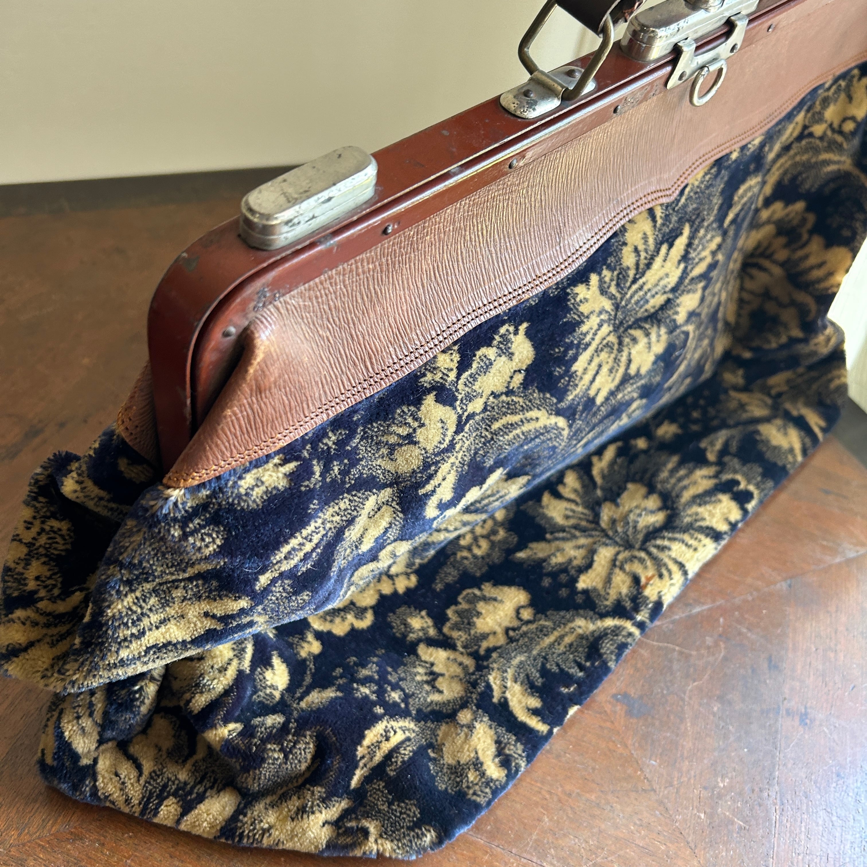 アンティーク 大正〜昭和初期 杉江さんの大きな旅行鞄 | bonbidou22