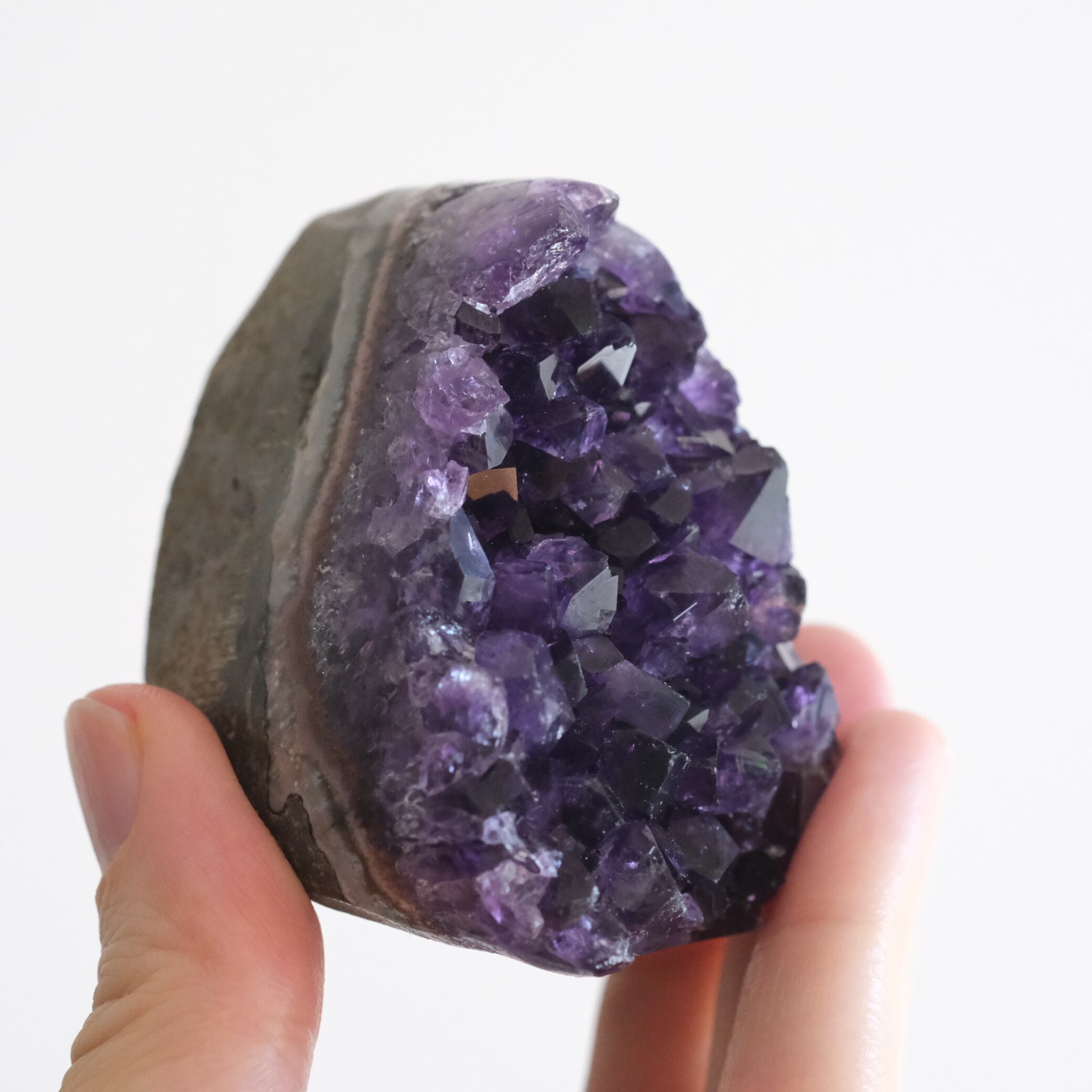 アメジストのジオード（ハーフポリッシュ）〇 紫水晶 | ふれる