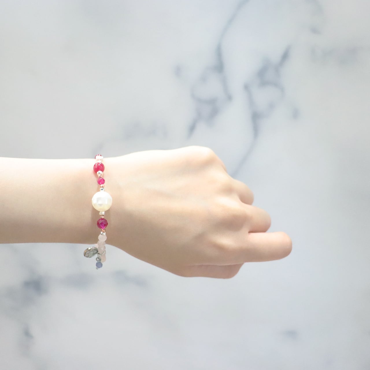 Flames of Crimson】人工ルビー×プレスシェル×ローズクォーツ