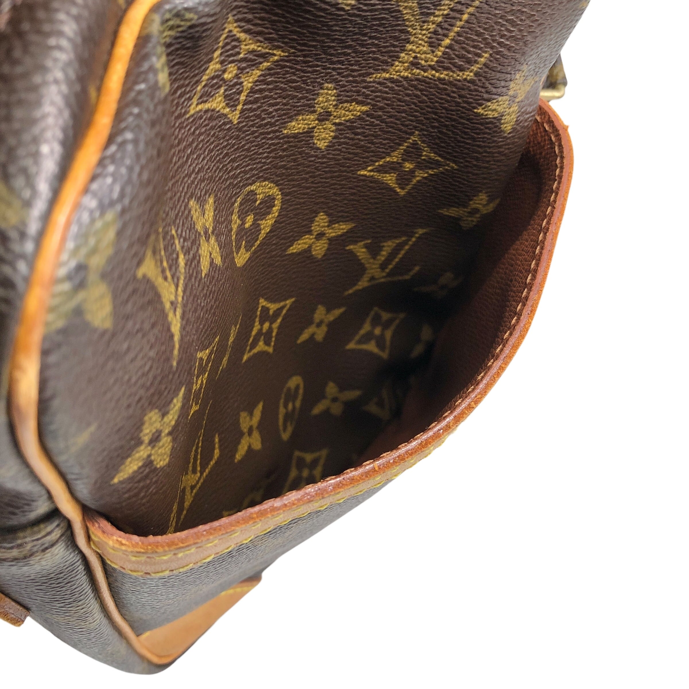 LOUIS VUITTON ルイヴィトン モノグラム  ショルダーバッグ ブラウン  PVC レザー ダヌーブ 3e3khr LOUIS VUITTON ルイヴィトン モノグラム ショルダーバッグ ブラウン