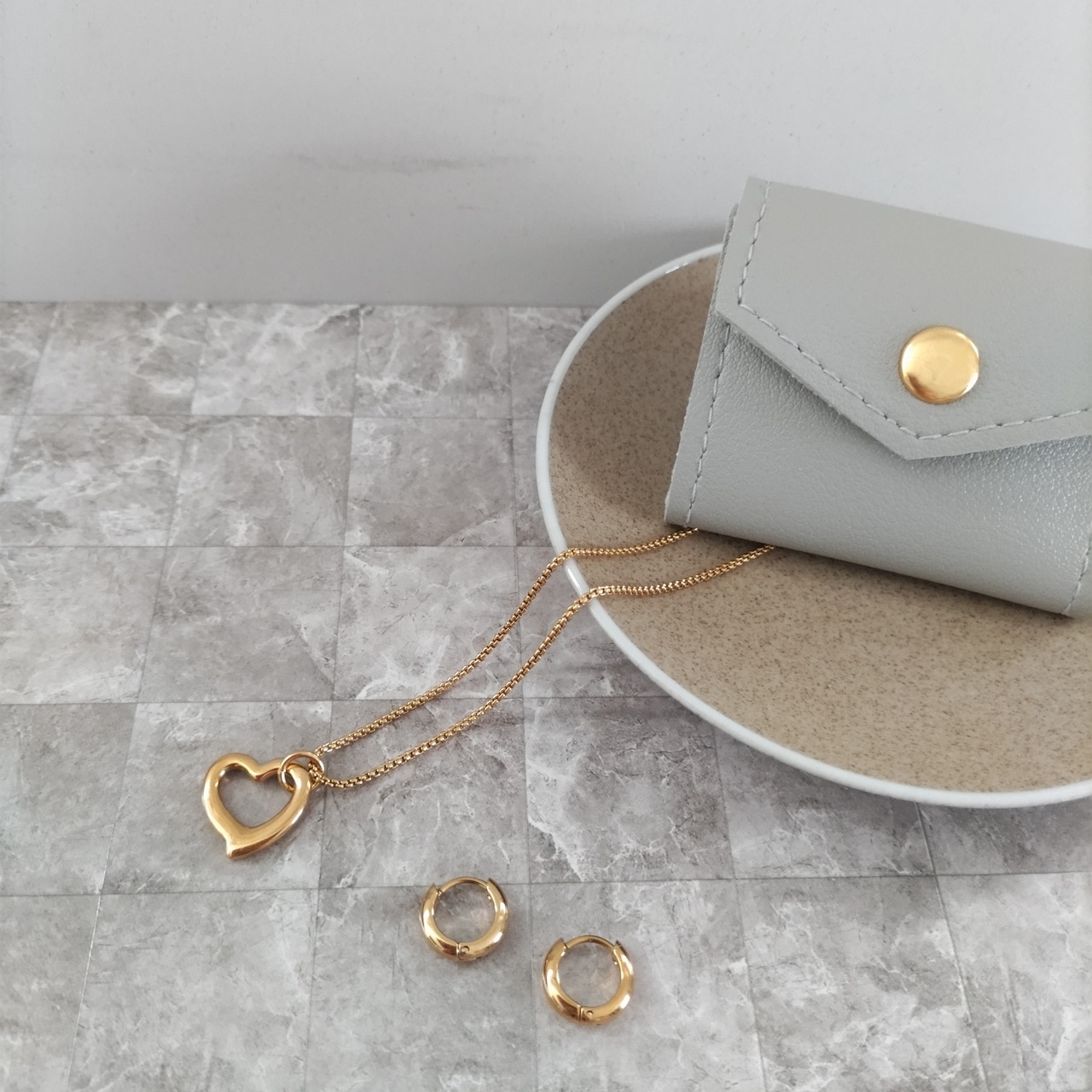 Necklace&Pierceポーチ付数量限定