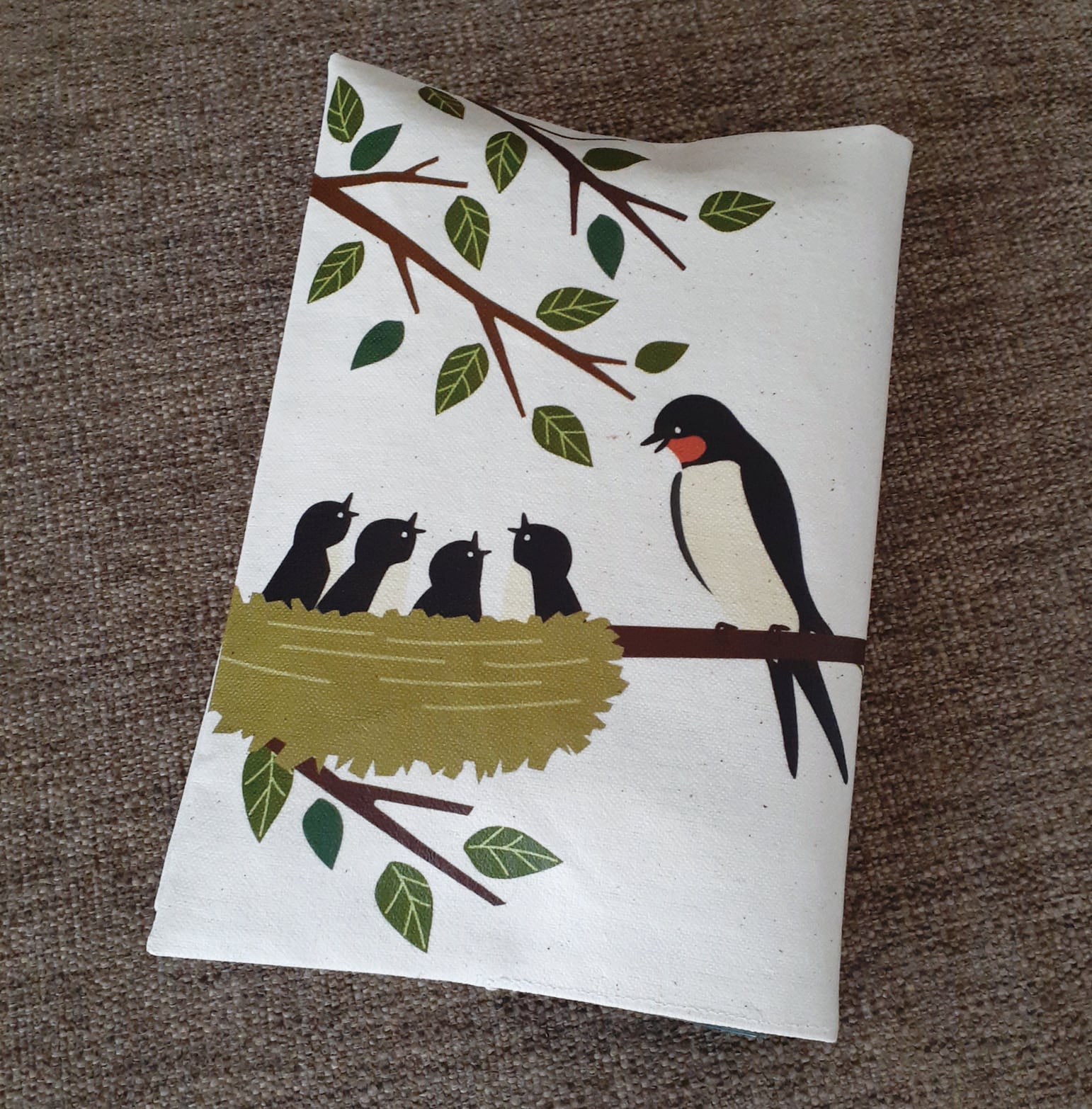 TORINOS 　エチケットケース　マスクケース　仮置きマスクケース付　衛生用品入　ブックカバー　ツバメ　インコ　文鳥　オウム　鳥