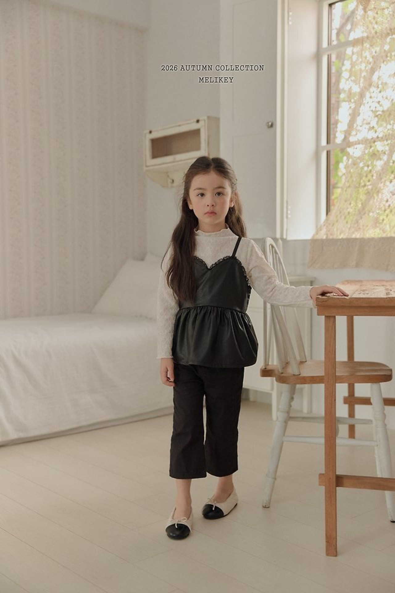 韓国子供服 / 26Autumn / 〖取寄〗Melikey / レザービスチェ / 女子服 *XS~JM*