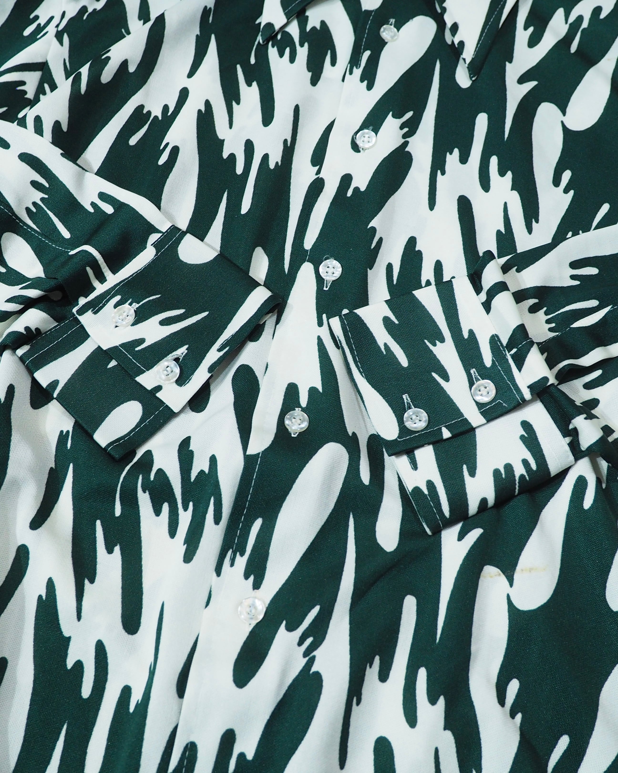 1970s " Sears " Abstract Pattern vintage Drape loose shirt