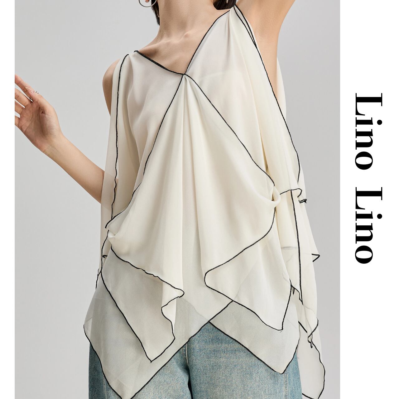 Piping V-neck Sleeveless Top L00839