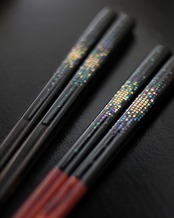 螺鈿箸「電玲」｜伝統とモダンが交わる高級箸