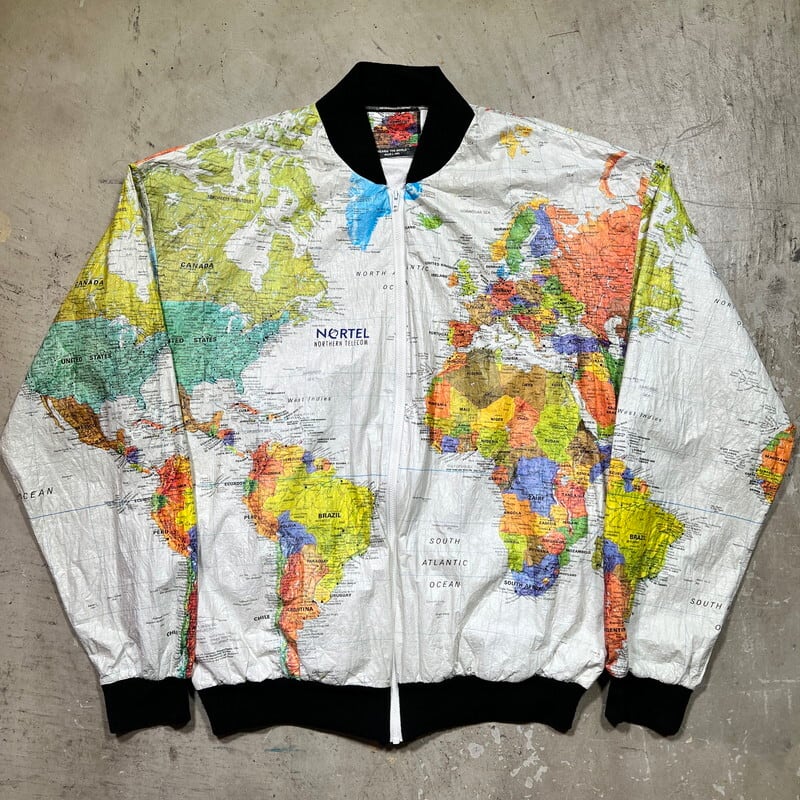 90's "WEARIN THE WORLD" ウェアリンザワールド ペーパー