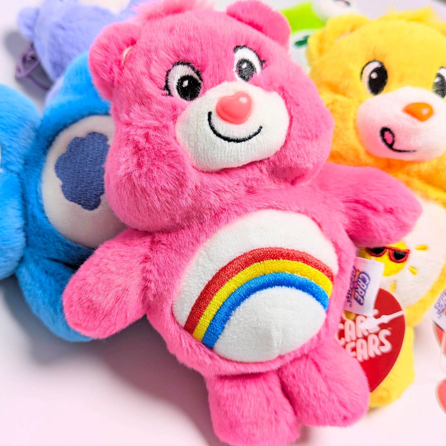 【 Care Bears（ケアベア）】 『 Cheer Bear チアベア 』ぬいぐるみキーホルダー / plush keyholder〚アメリカン雑貨 アメトイ〛