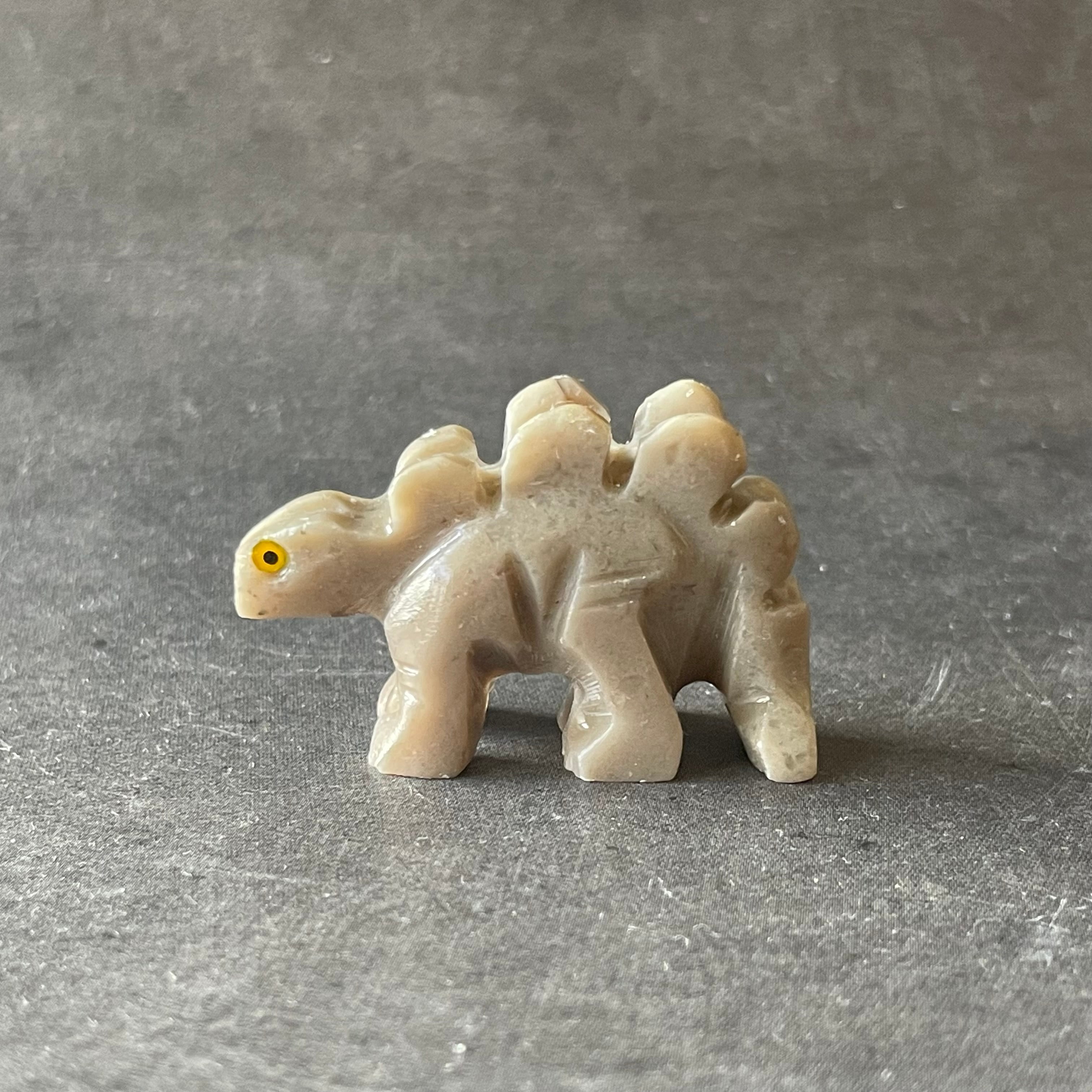 soapstone ソープストーン|dinosaur 恐竜|天然石 パワーストーン 鉱物 gem stone