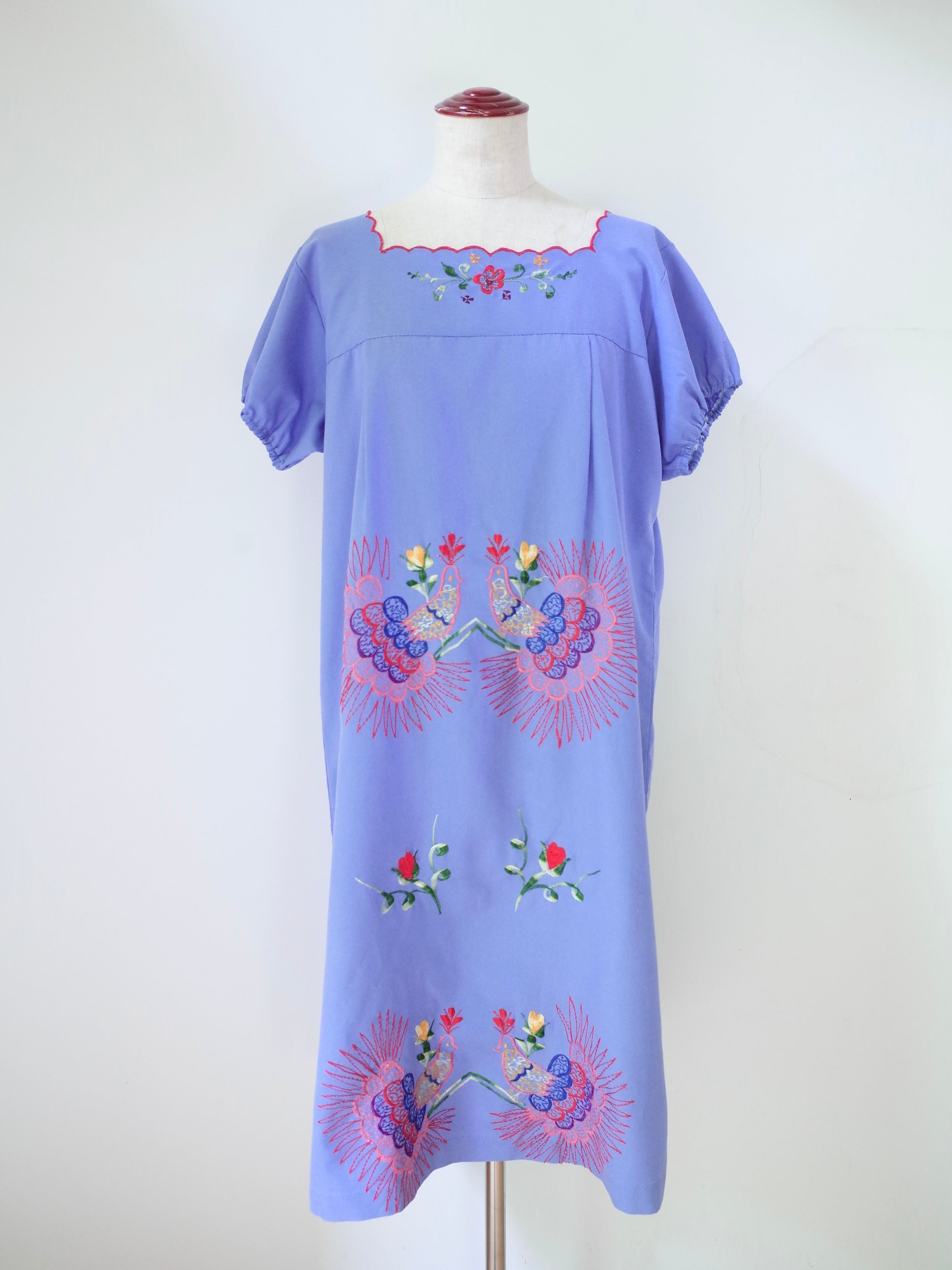 70–80s Mexican Embroidered Dress