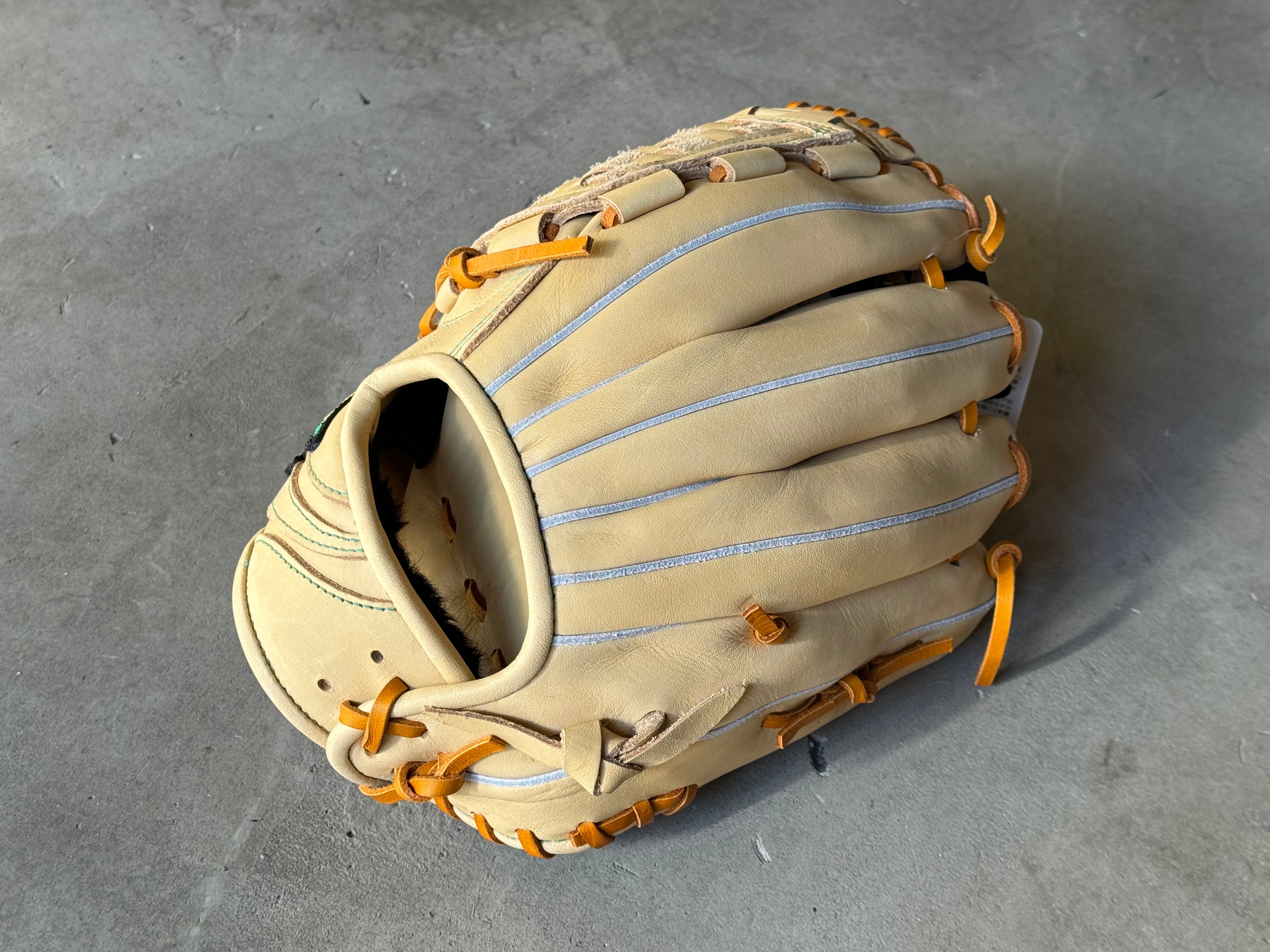 ROOKIES〜2025年モデル【Hi-GOLD】少年軟式用グローブ L〜LL(対象5〜6