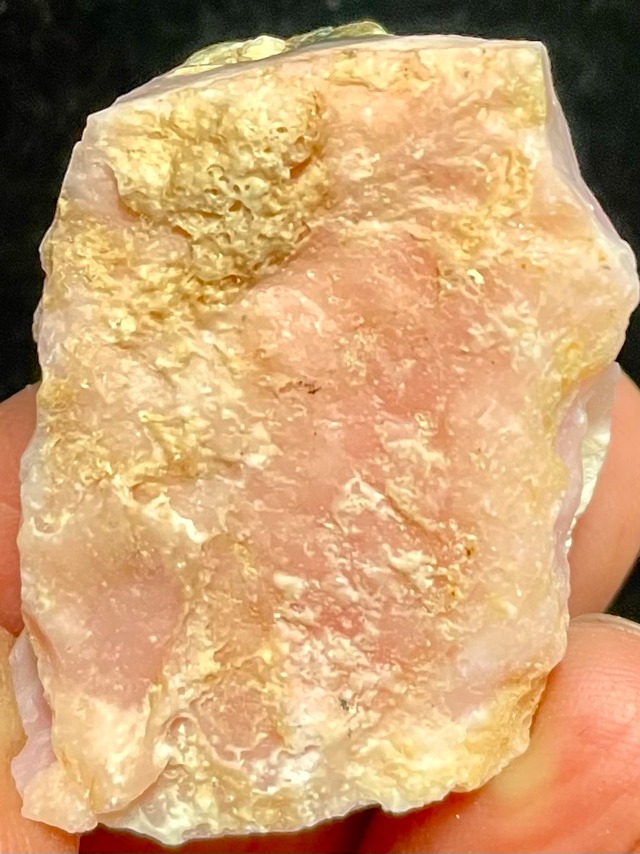 12) 慈愛と優美のピンク！ペルー産「アンデス・ピンクオパール」原石