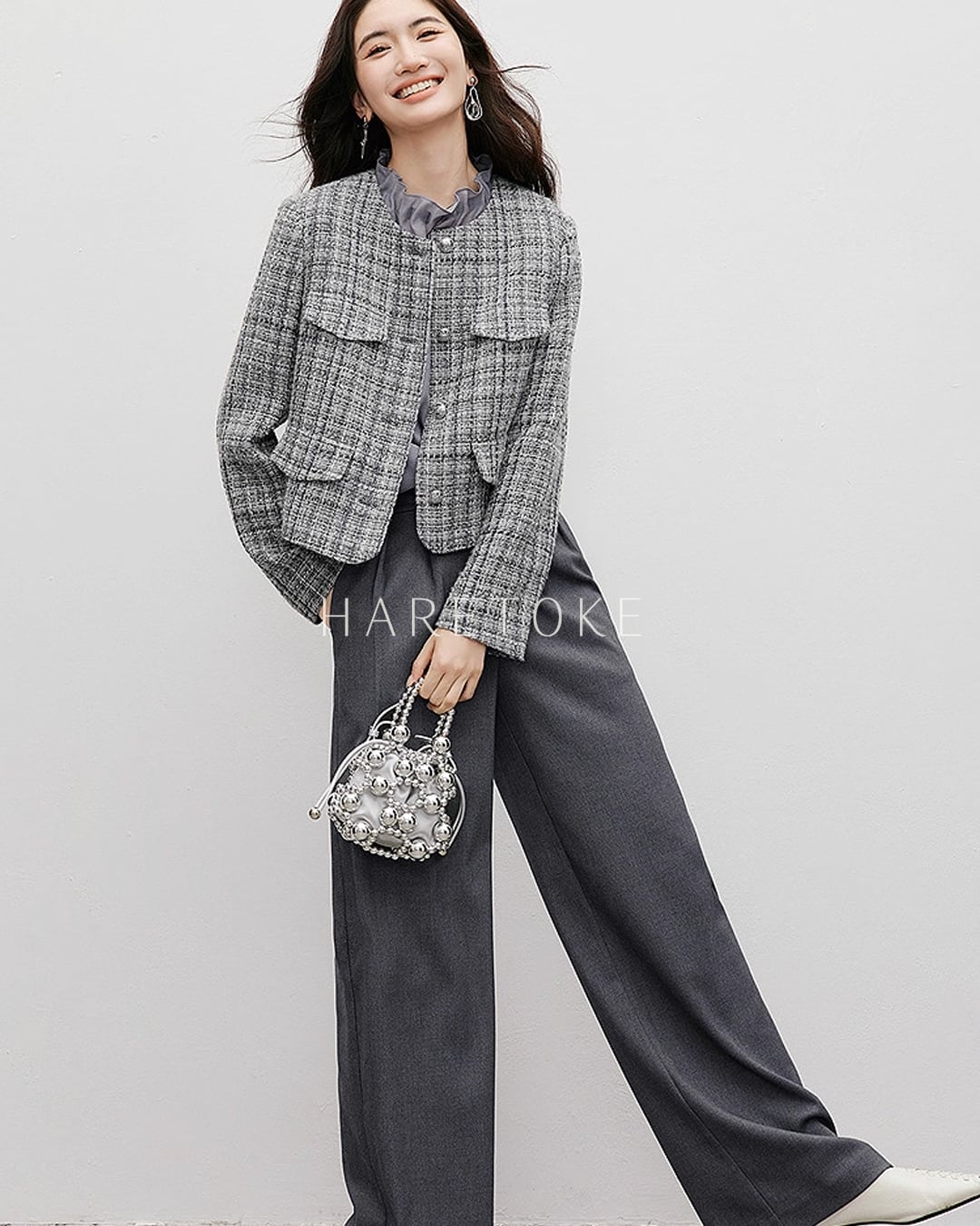 フリルネックブラウス BL231034 | ハレトケ HARETOKE