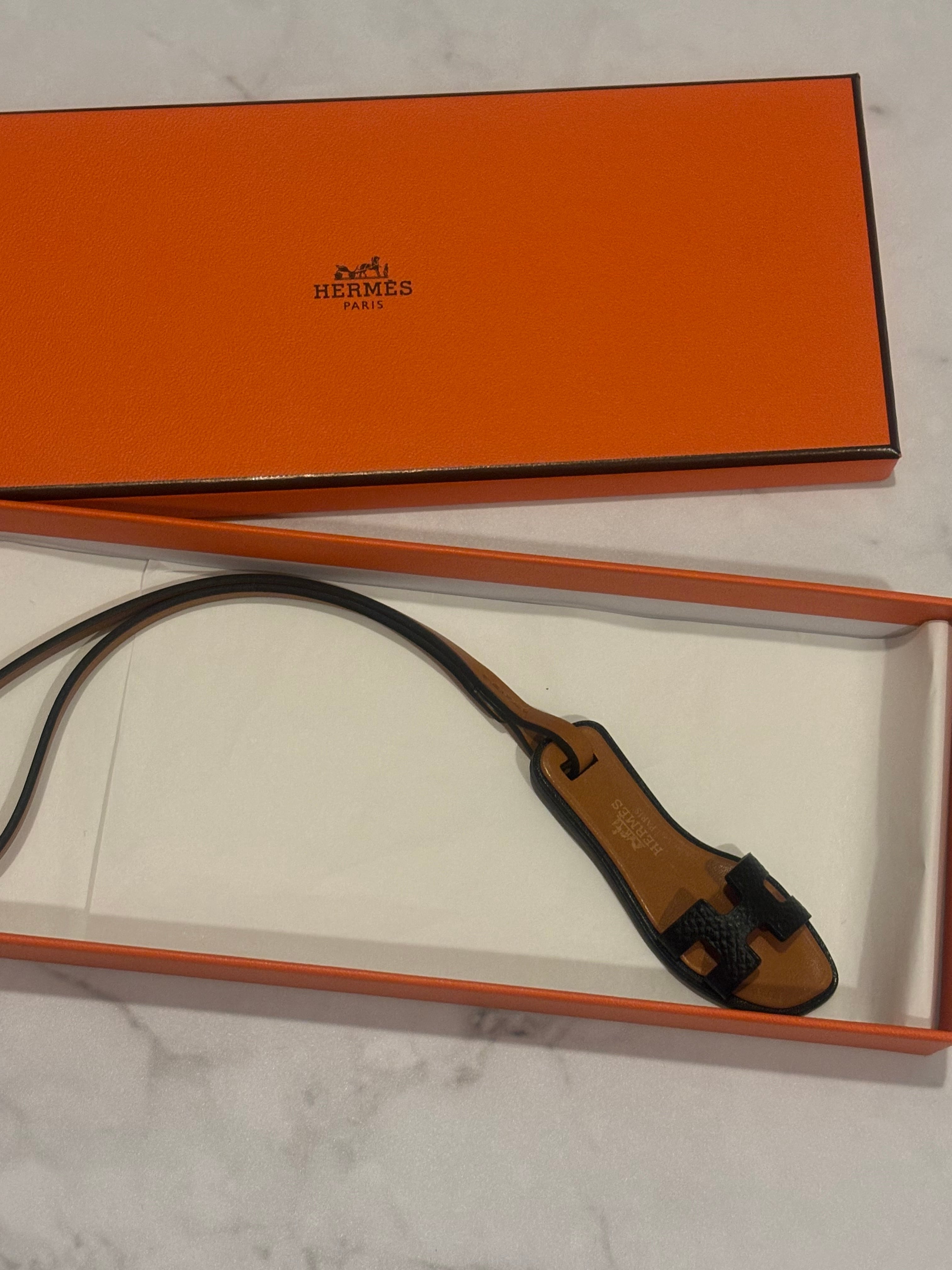 Hermes オラン ナノ チャーム エルメス ブラック×ゴールド | Pay ID Hermes オラン ナノ チャーム エルメス ブラック×ゴールド | Pay ID