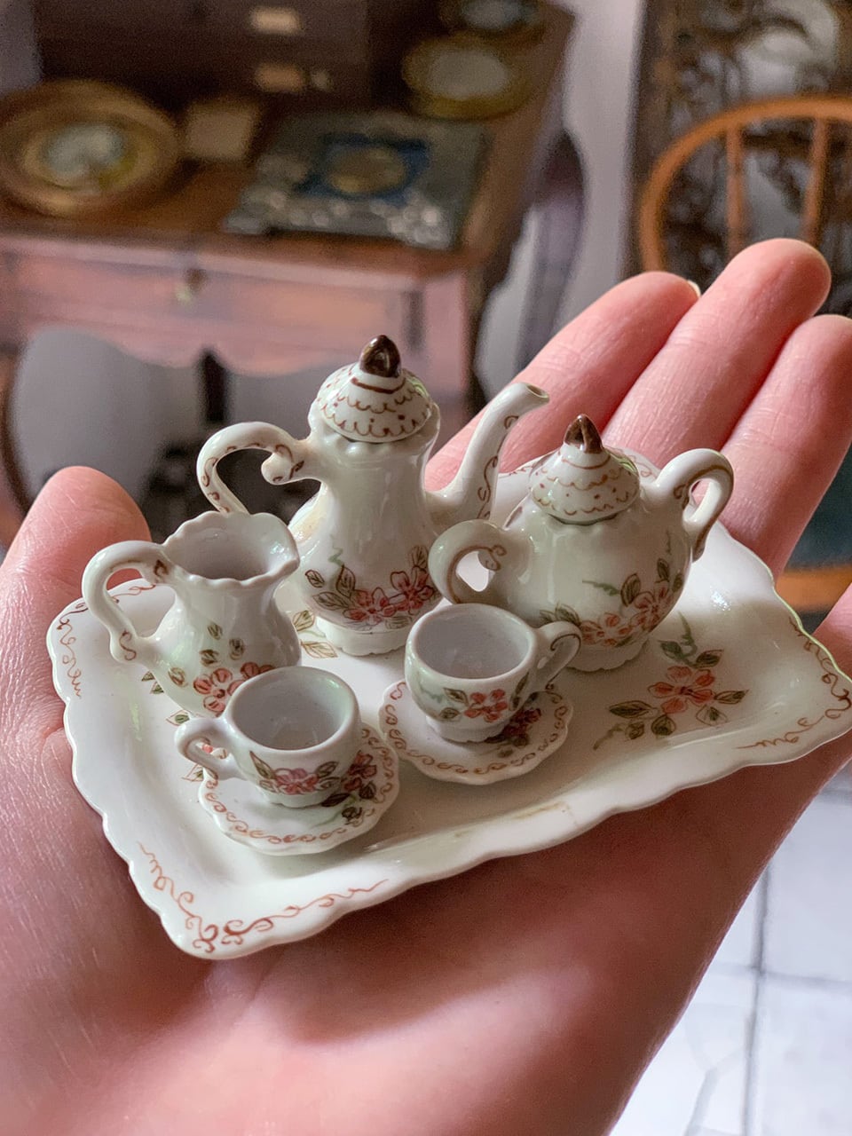 草花模様のミニチュア ティーセット ドールハウス用 | Brocante de La Cocotte （フランスアンティーク・ドライフラワーのお店）