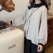 2色／フリルカラーくるみボタンブラウス ・12587