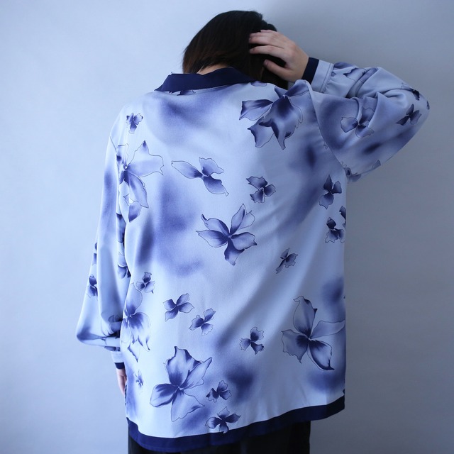 beautiful blue flower pattern loose silhouette open collar shirt