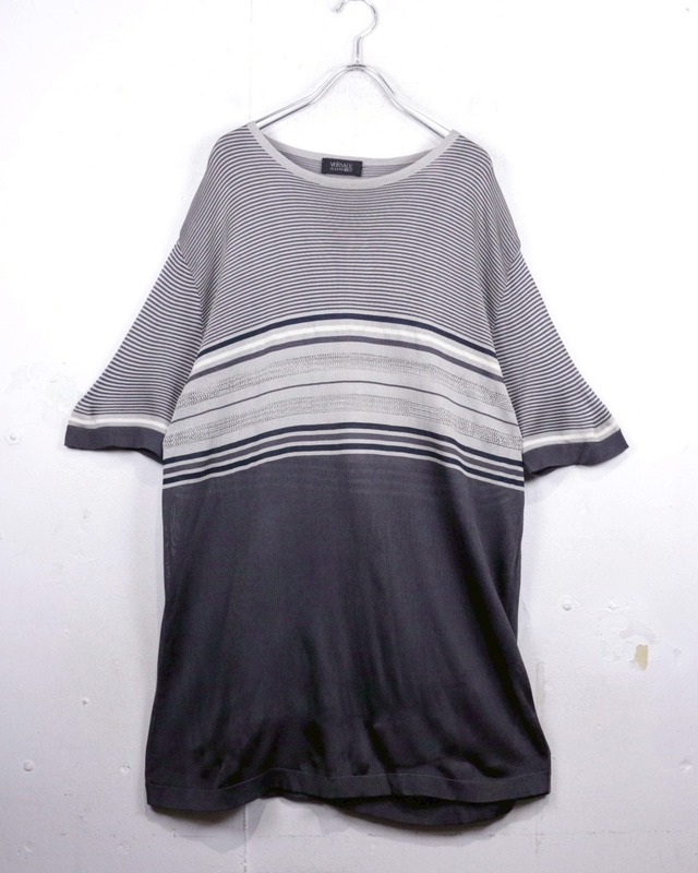 【Caka act2】“VERSACE” Monotone Horizontal Stripe Vintage S/S Knit