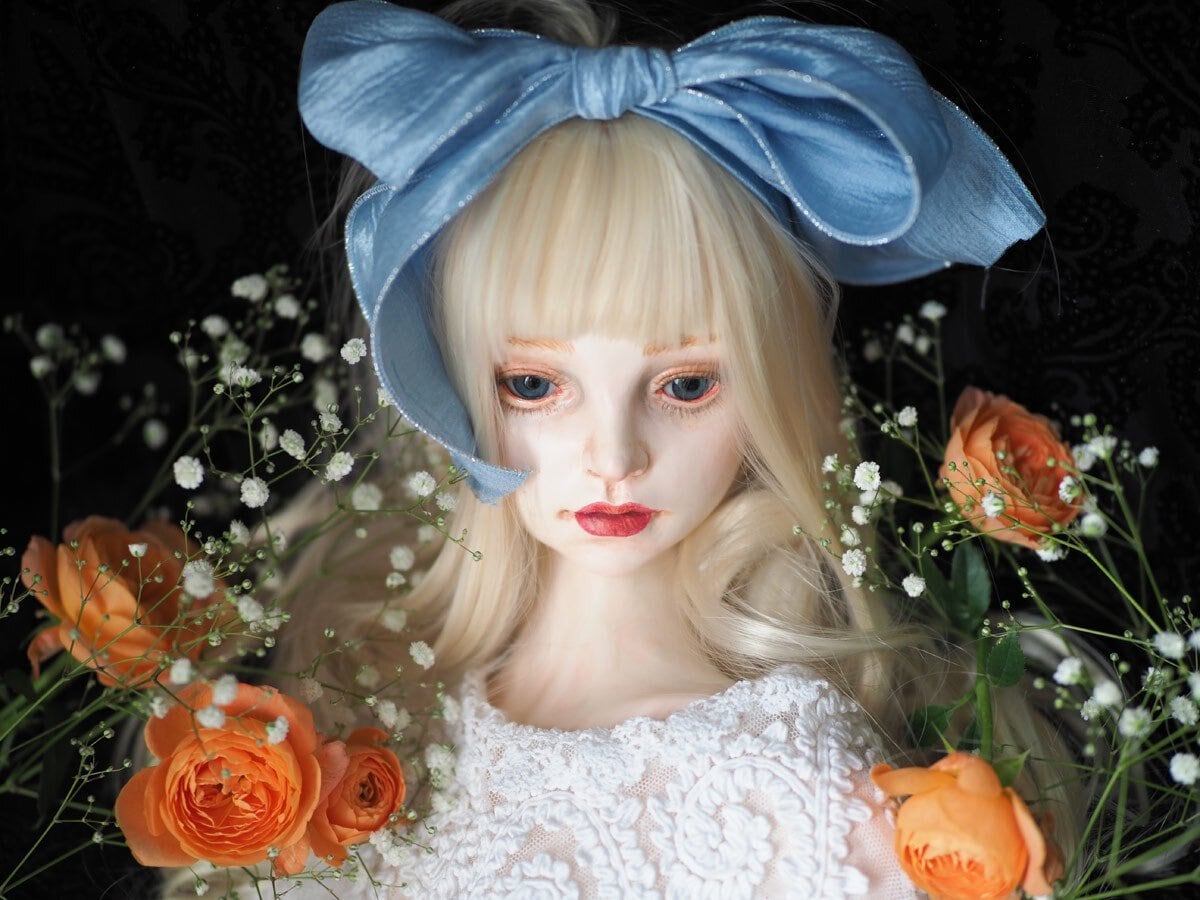 朱宮垂狐 人形写真集『天国に結ぶ恋』直筆サイン入り | gallery