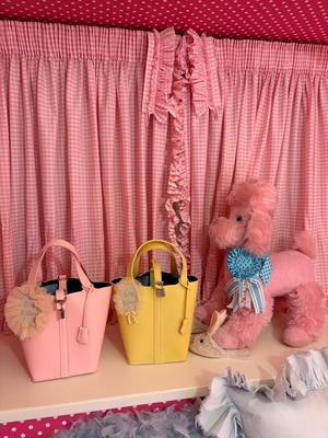 ピンクのロゼット付Bag (260801)