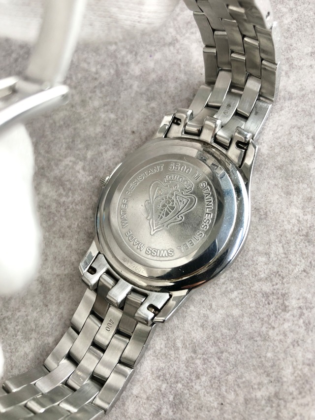GUCCI グッチ 腕時計 シルバー ローマ文字 ステンレススチール 5500M クウォーツ vintage ヴィンテージ オールド d4tcce