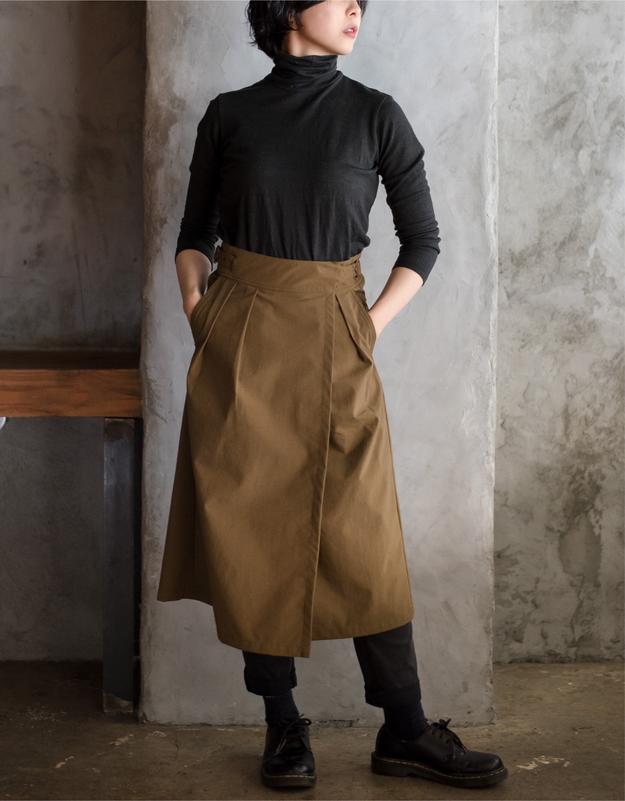 【グルカエプロン】 カーキ