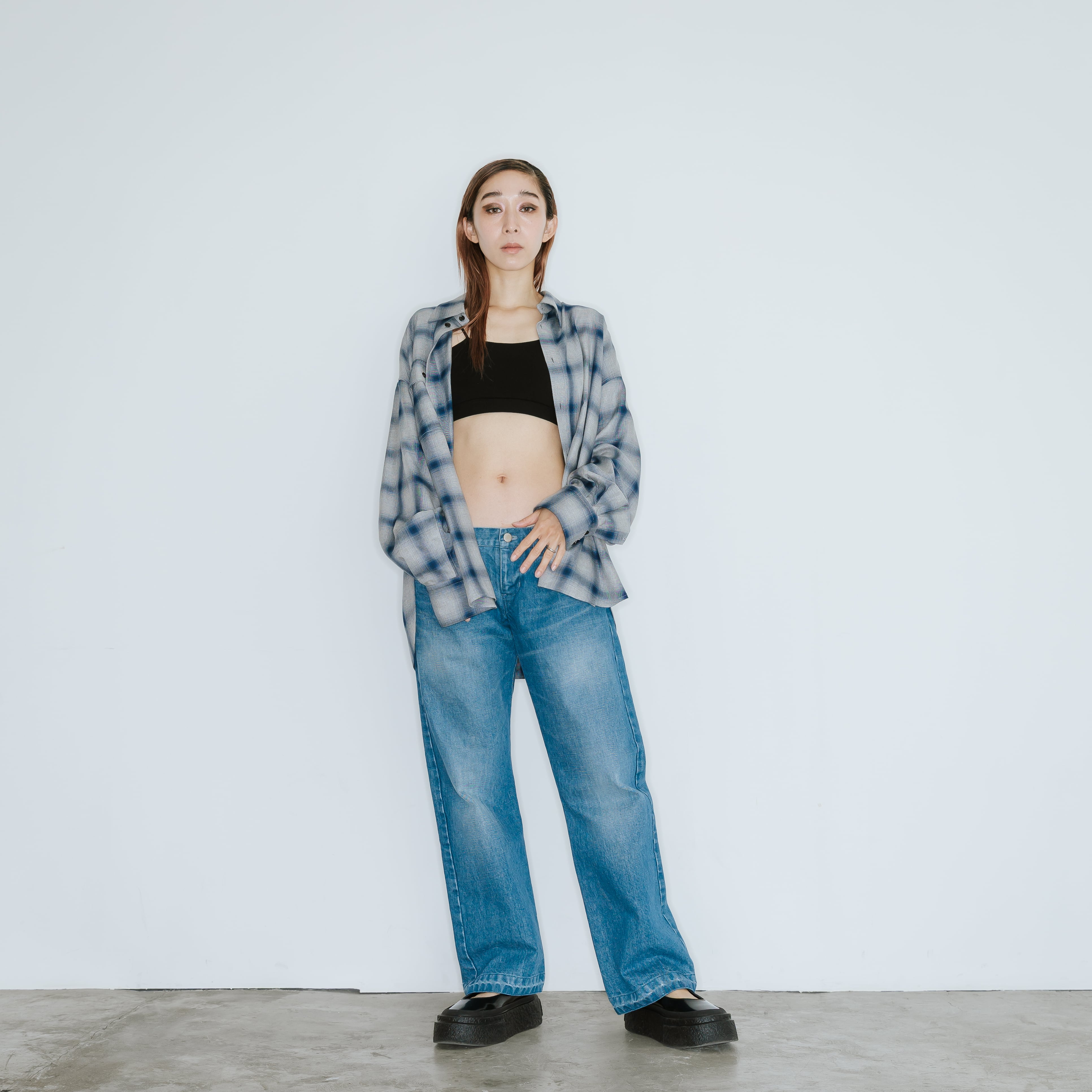 AO-73 low-rise denim pants | akio
