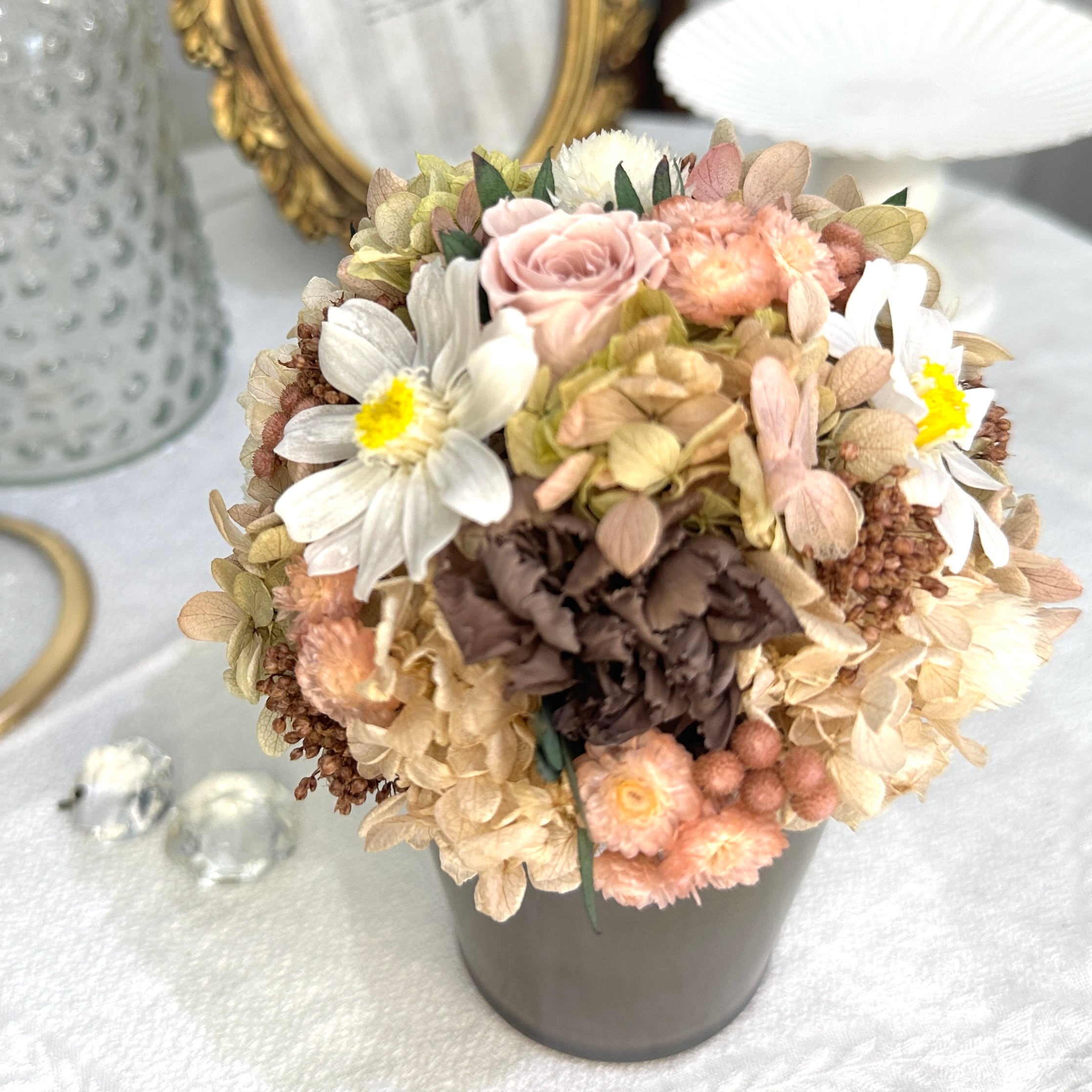 Azurosa(アズローザ) プリザーブドフラワー ギフト プレゼント 枯れない花 オールドローズ ミニバラ ガーデンローズ アジサイ アン : Azurosa(アズローザ) プリザーブドフラワー ボックス