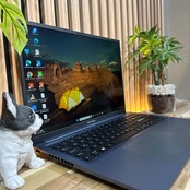 \ 公式ショップ限定価格❣️/ 準美品《新型2022年モデル》ASUS Vivobook 16X メモリ16GB SSD256GB 第12世代 ノートパソコン 安心サポート&3ヶ月保証付き