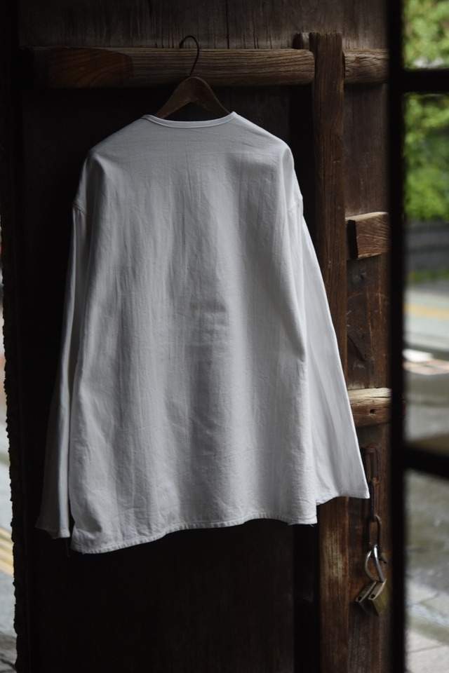 Utah／70's russian military pullover sleeping shirt／white