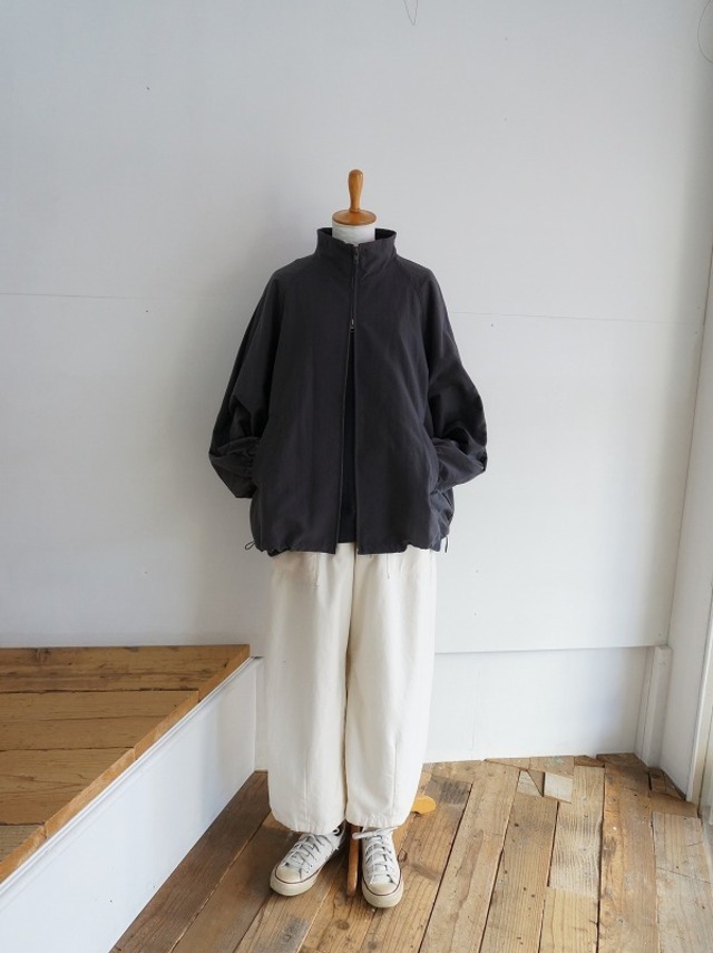 FILUM　スタンドカラー ジップブルゾン