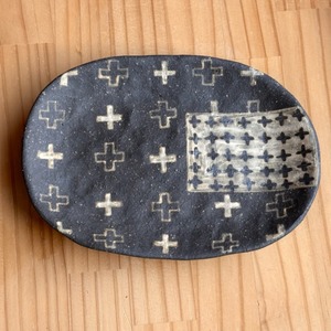 宇田令奈　080楕円皿