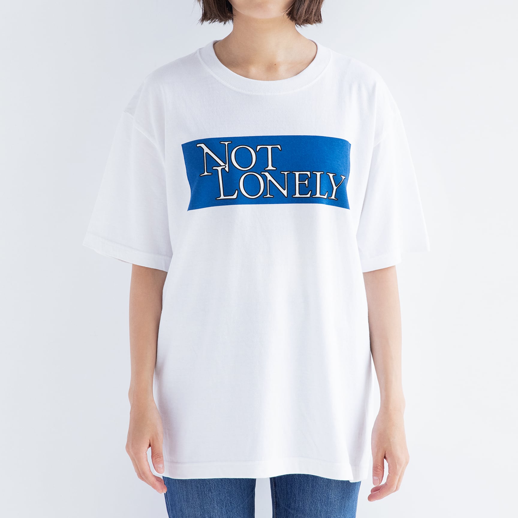 Not Lonely Tシャツ Not Lonely Anymore Crew Neck Tee White/Pink | notlonely