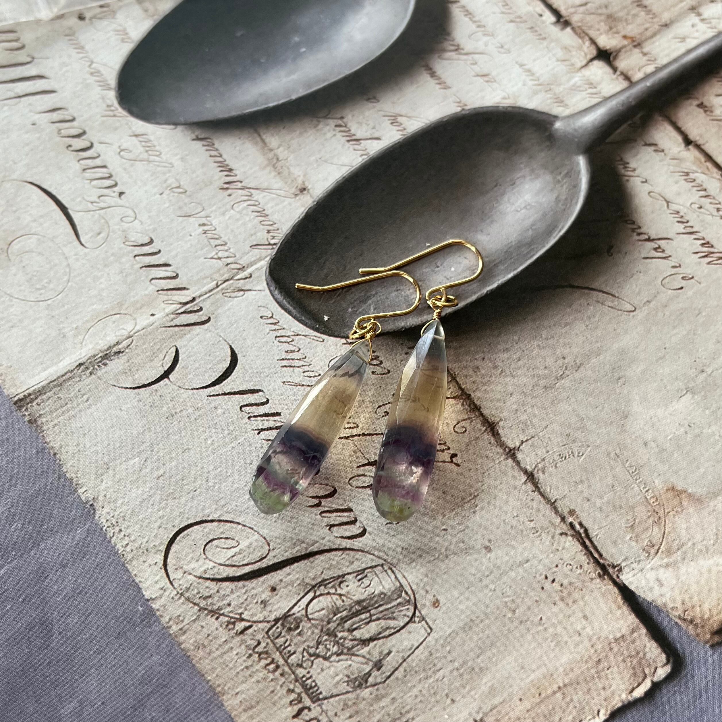 天然石ピアス アレルギー対応 14kgf使用☆フローライト ロングドロップ  