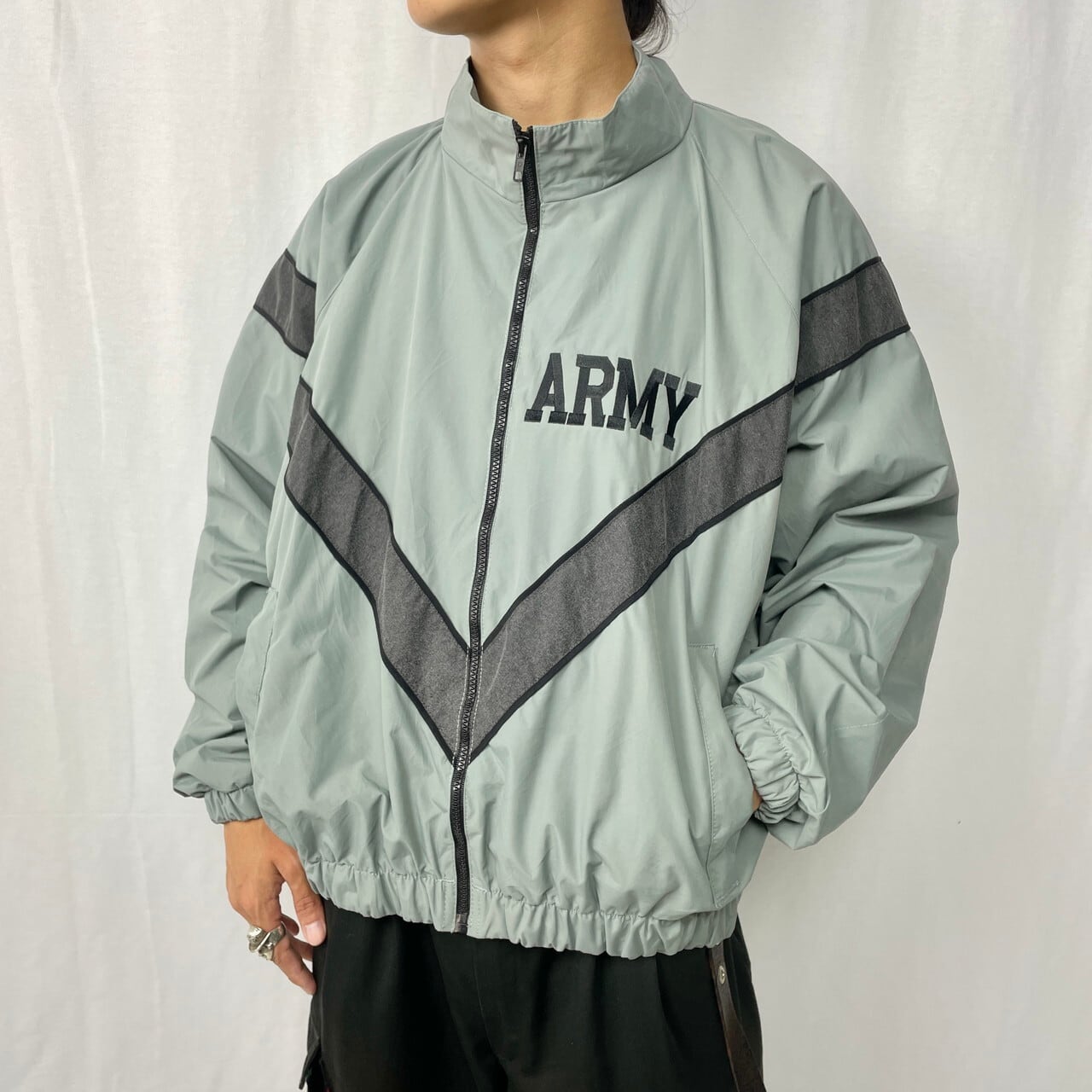 00年代 U.S.ARMY 米軍実品 PFU ミリタリー ナイロンジャケット MEDIUM 