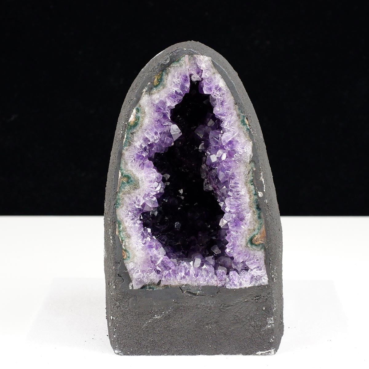 2.2Kg アメジストドーム ウルグアイ産 アメジスト ドーム 原石 置物 ジオード アメジストカペーラ amethyst 一点物 174-2183
