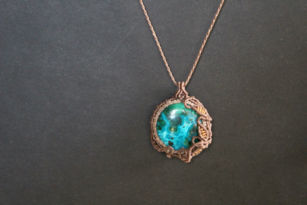 Chrysocolla malachite micro macrame pendant